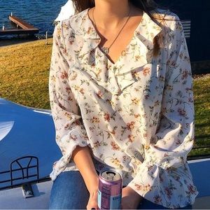 Cece floral shirt size M
